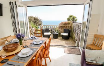 Seaview House Holiday Cottage