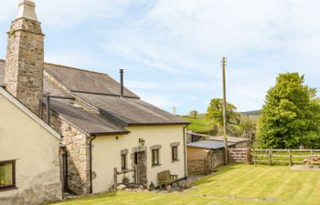 Higher Whiddon Farm Whiddon Well Holiday Cottage