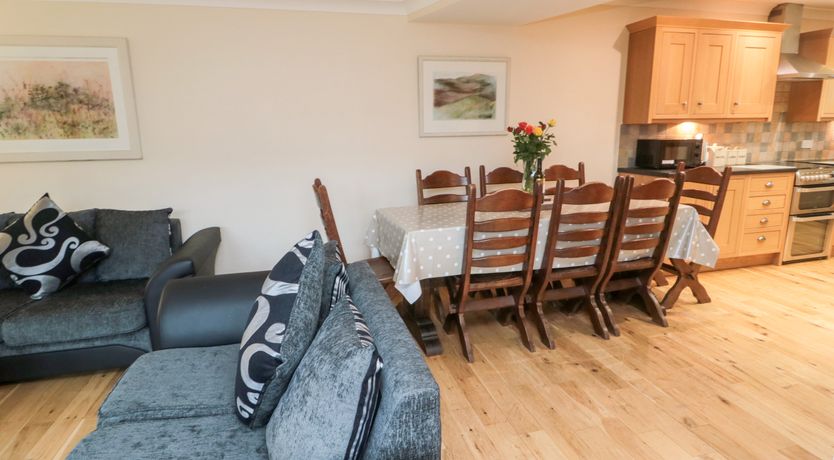 Photo of High Hemmel House