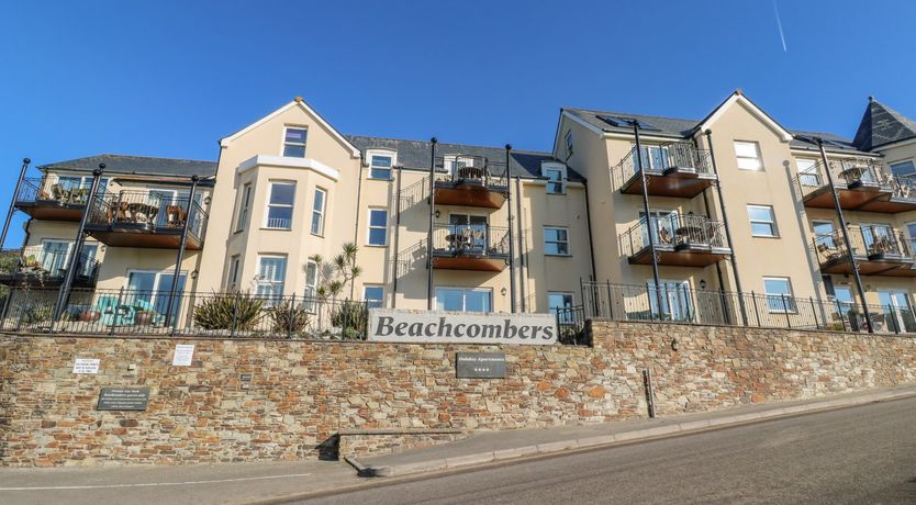 Photo of 9 Beachcombers Apartments