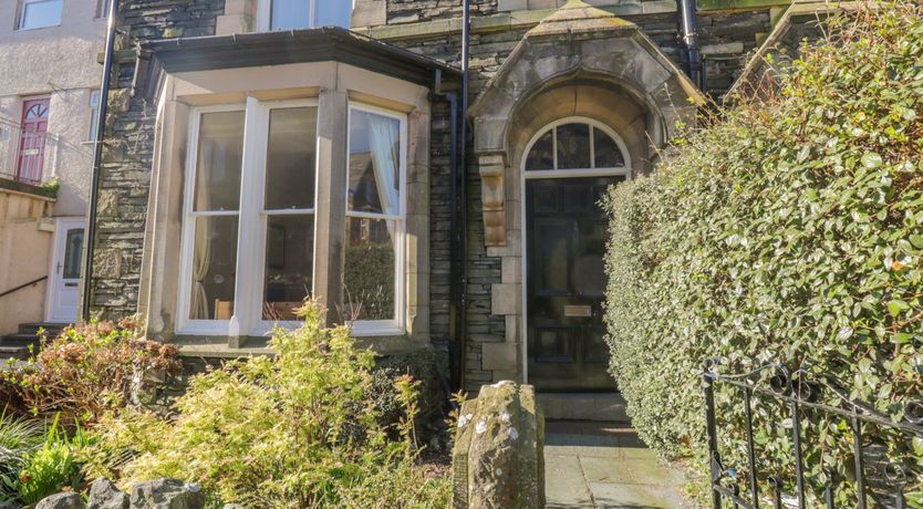 Photo of 48 Oak Street