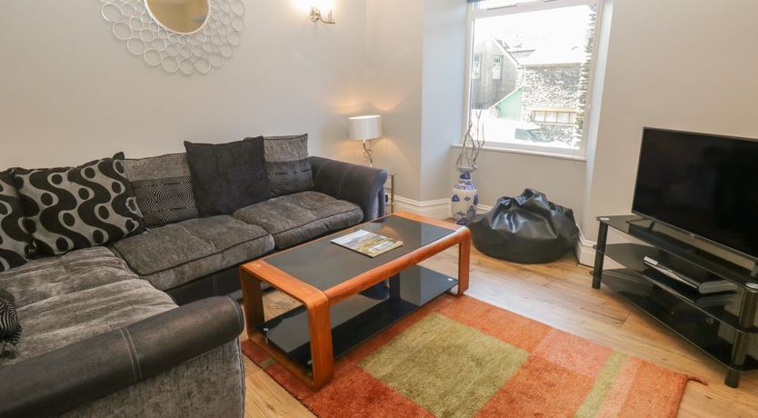 Photo of 48 Oak Street