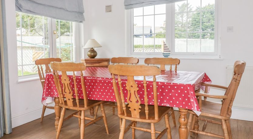 Photo of Apartment 1, Trearren