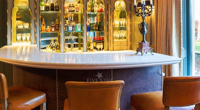 Photo of Luxury Lodge Tinakilly