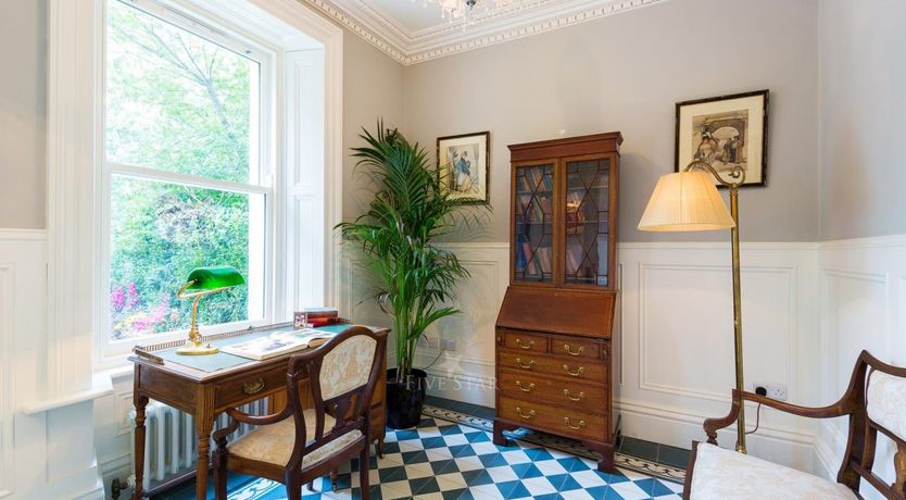 Photo of Lavish Period Residence