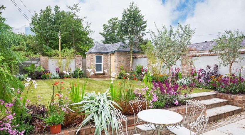 Photo of Lavish Period Residence