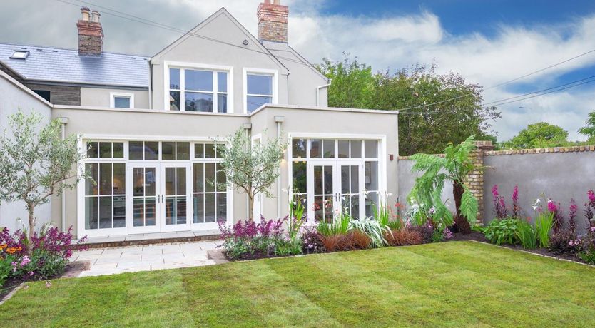 Photo of Lavish Period Residence