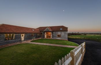 The Old Cowshed Holiday Cottage