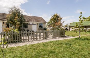 Teal Holiday Cottage