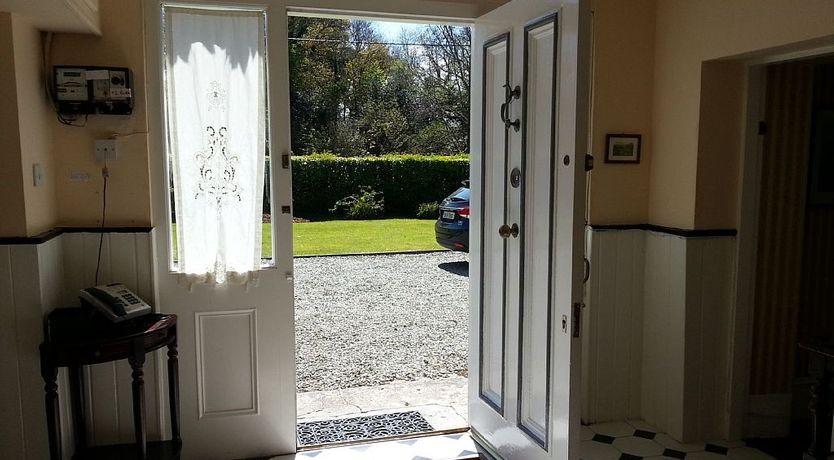 Photo of Georgian Country Home