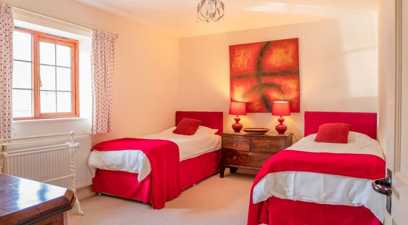 Photo of Nyth Y Wennol