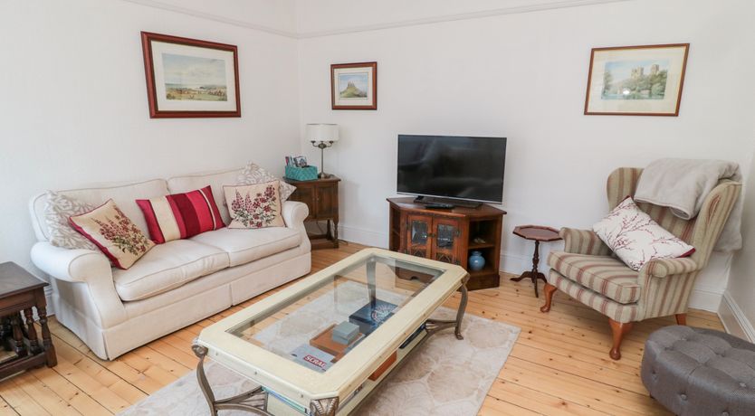 Photo of Iona 10 Palace Street East