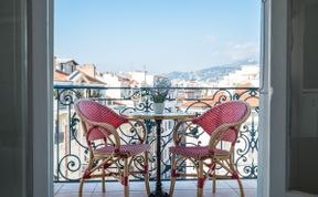 Photo of Gabrielle - Amazing Balcony