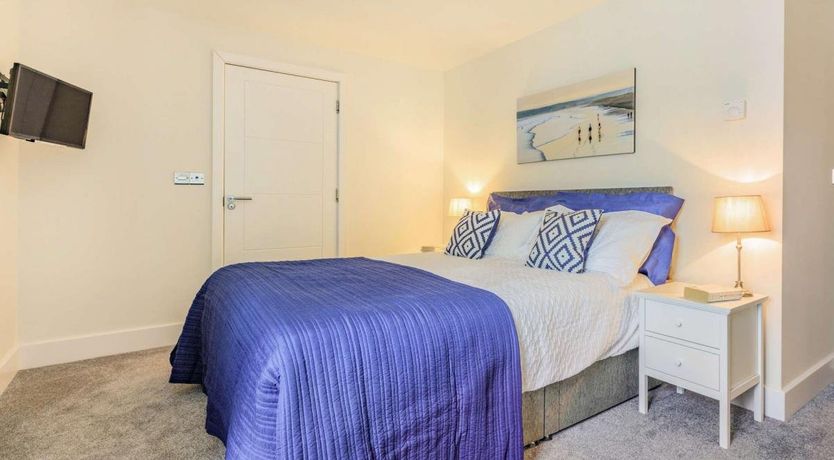 Photo of 2 Bed in Westward Ho