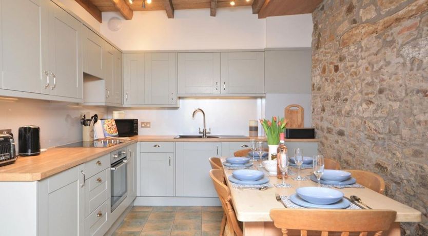 Photo of 3 Bed in Widemouth Bay