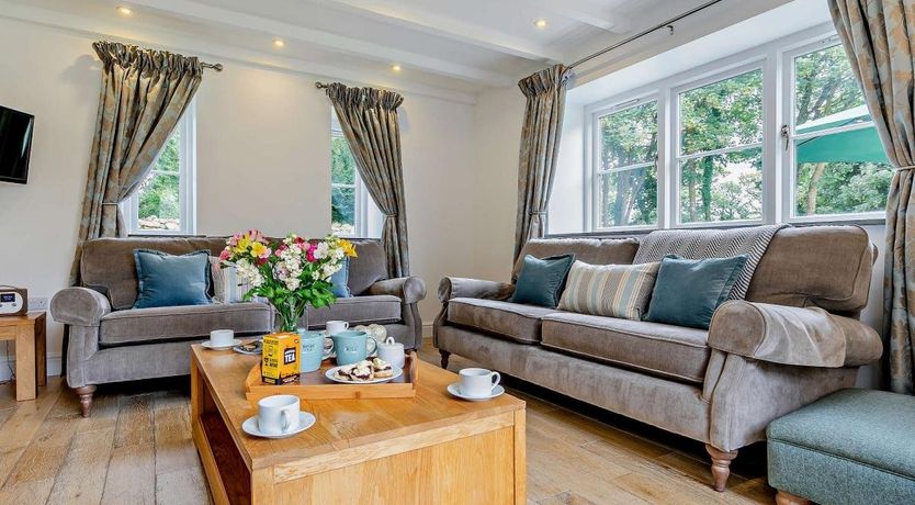 Photo of 3 Bed in St Erth