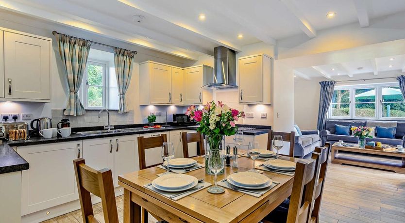 Photo of 3 Bed in Hayle