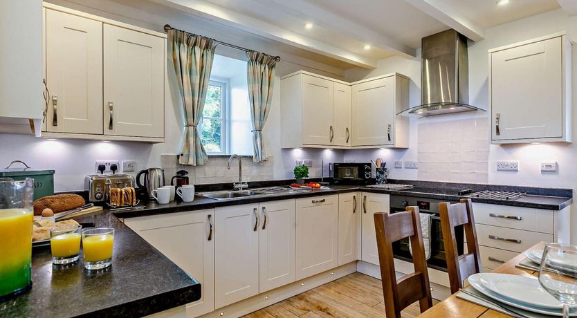 Photo of 3 Bed in Hayle