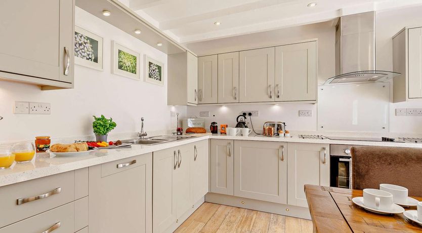 Photo of 2 Bed in Hayle