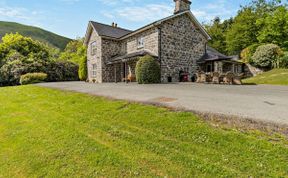 Photo of House in North Wales