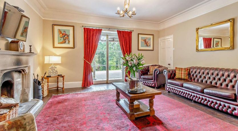 Photo of 5 Bed in Mallwyd