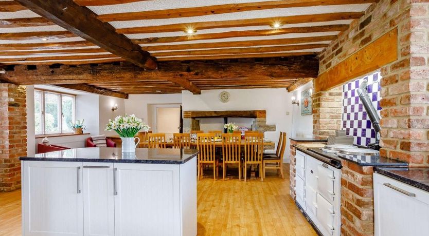 Photo of 7 Bed in Trull