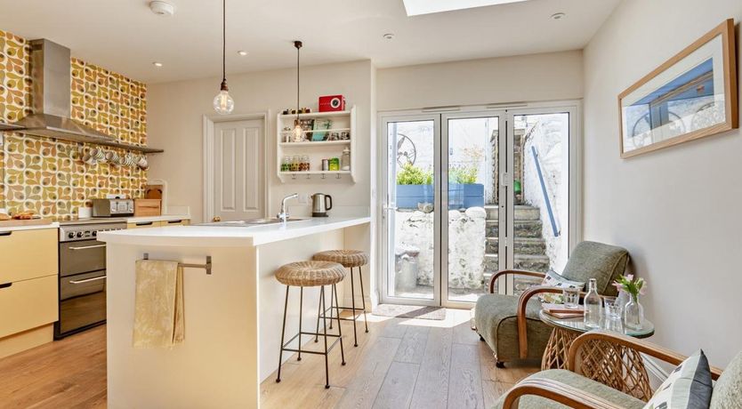 Photo of 3 Bed in Appledore