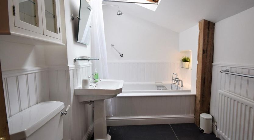 Photo of 3 Bed in Appledore