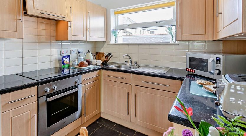 Photo of 2 Bed in Helston