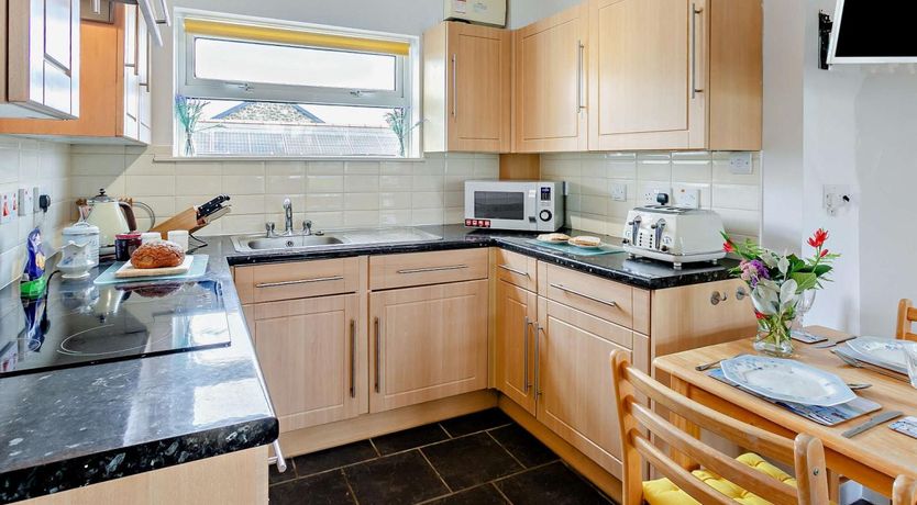 Photo of 2 Bed in Helston