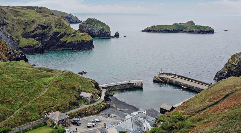 Photo of 2 Bed in Mullion Cove