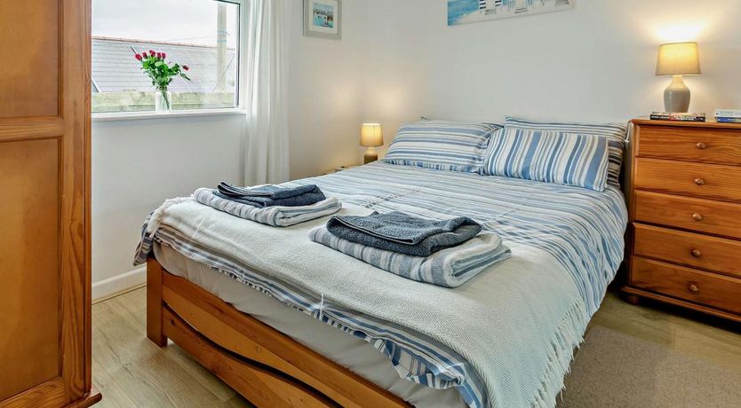 Photo of 2 Bed in Mullion Cove