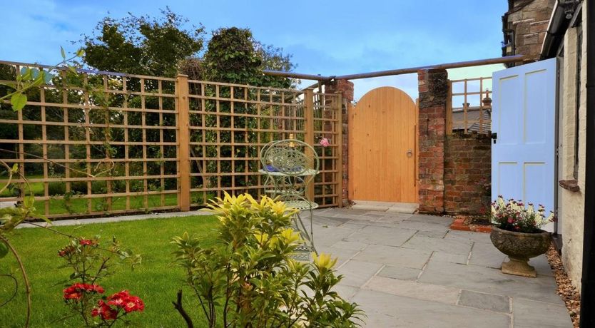 Photo of 1 Bed in Hazelbury Bryan