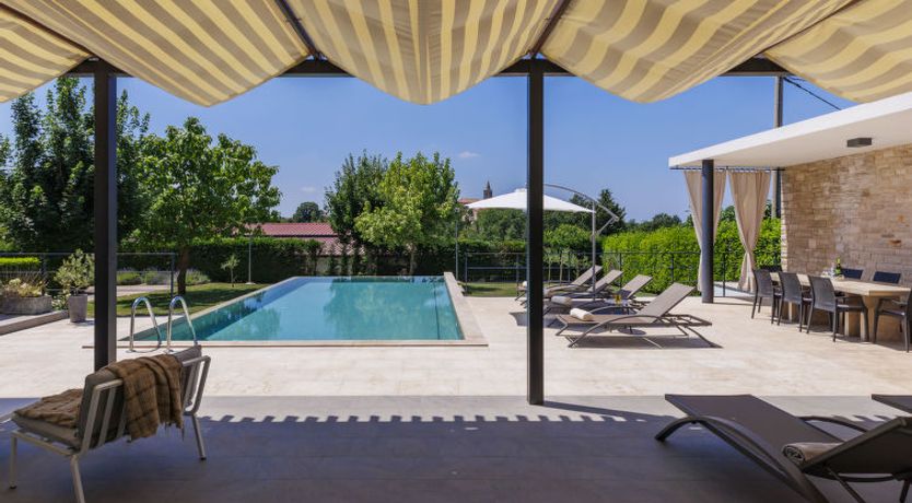 Photo of Terra Bianca