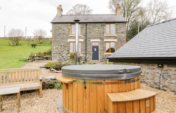 Groes Lwyd Holiday Cottage
