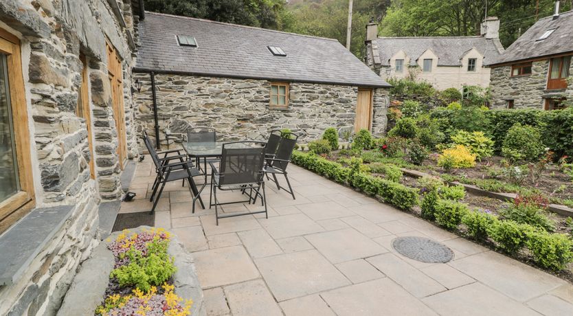 Photo of Hendoll Barn