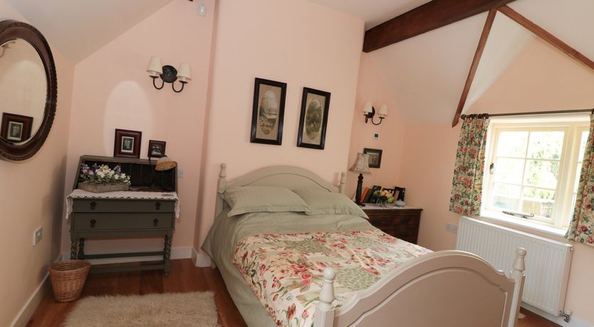 Photo of Just A Cottage, Newlands Farm