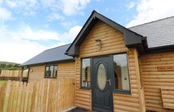 Caban Nant Ddu Holiday Cottage