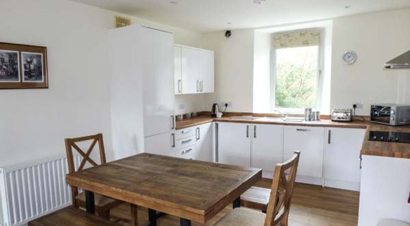 Photo of Crooklands House 3