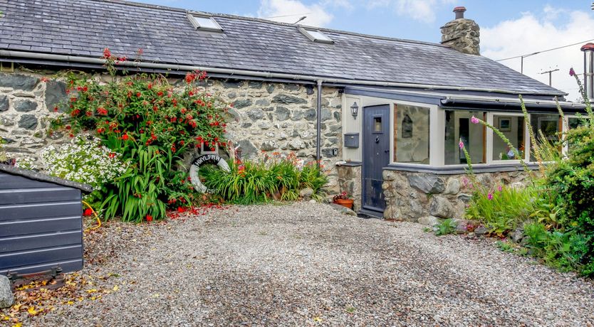 Photo of Hwylfa'r Groes