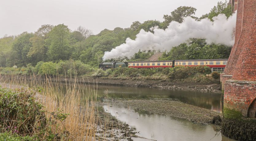 Photo of Waterside Cottage
