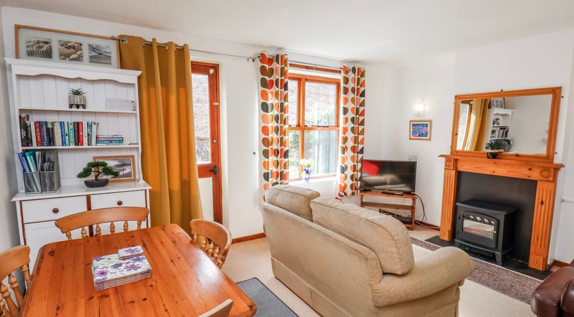 Photo of Waterside Cottage