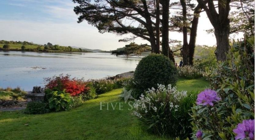 Photo of Waters Edge Bantry Bay