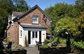 Kingfisher Holiday Cottage