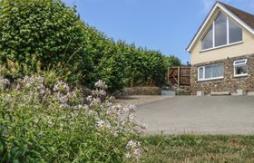 Treview Holiday Cottage
