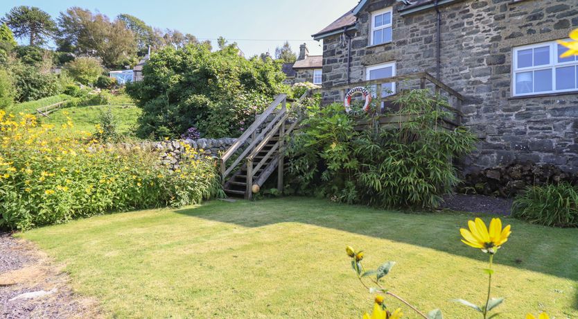 Photo of Snowdon View
