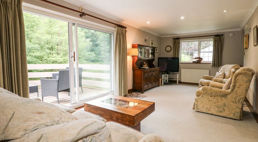 Photo of Miswells Cottages - Lake View