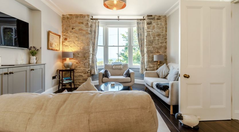 Photo of Rhodewood Lodge