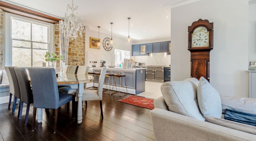 Photo of Rhodewood Lodge