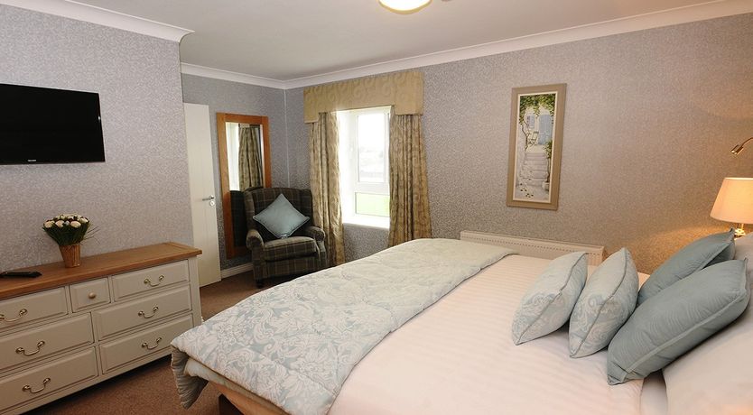 Photo of Luxury Hotel Suite 